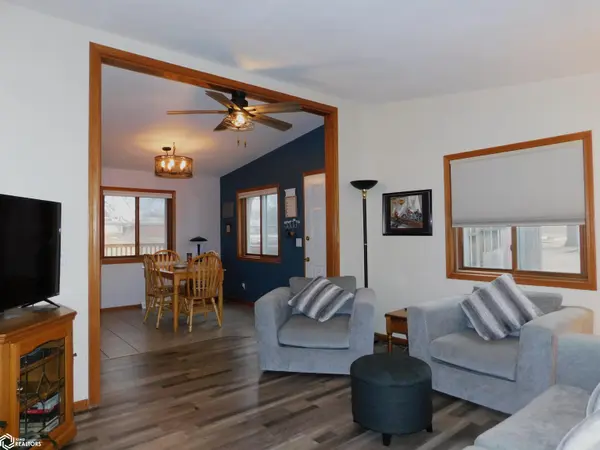413 N Buchanan ST, Monroe, IA 50170