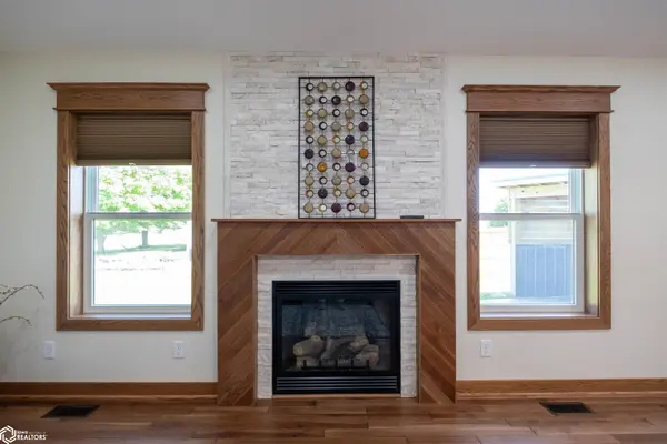 204 E 2Nd ST, Haverhill, IA 50120