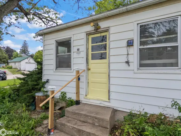 311 4Th ST, Riverside, IA 52327