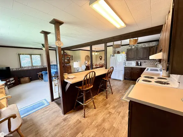 407 Denmark 9Th ST, Denmark, IA 52627