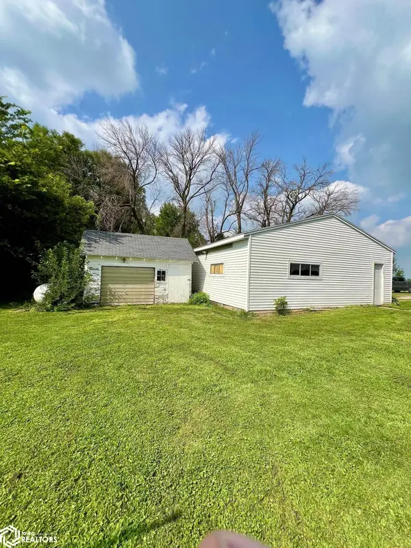 2097 Victor AVE, Rowan, IA 50470