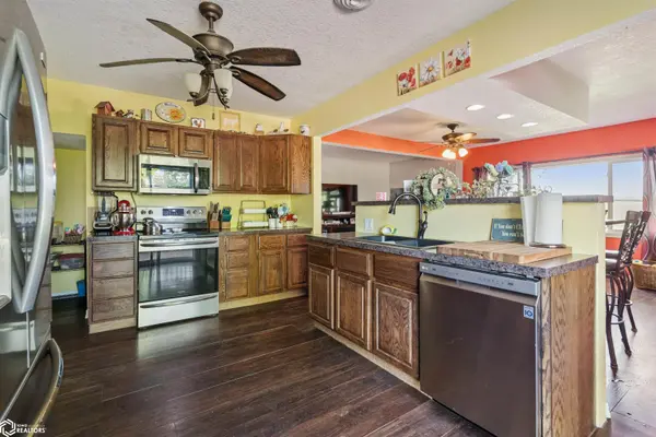 1067 320th AVE, Malcom, IA 50157