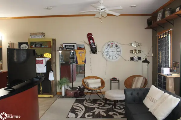 113 E Main ST, Klemme, IA 50449