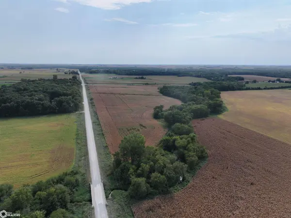 Stewart AVE, Walker, IA 52352