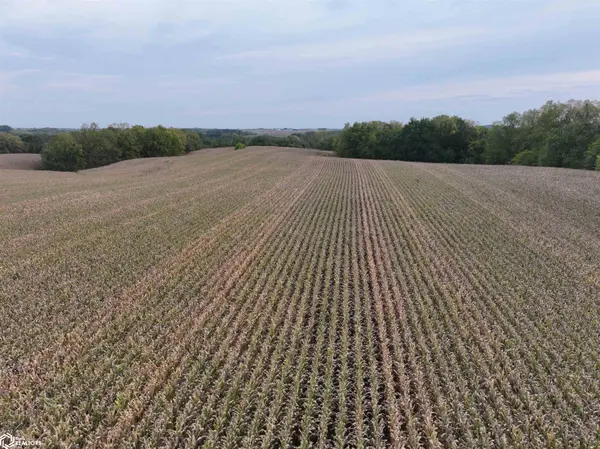 Fox RD, Fayette, IA 52142