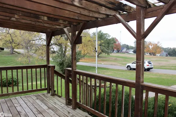 200 California ST, Lewis, IA 51544
