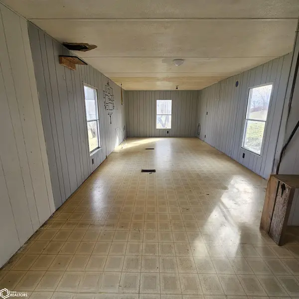 14866 RTE V64, Douds, IA 52551