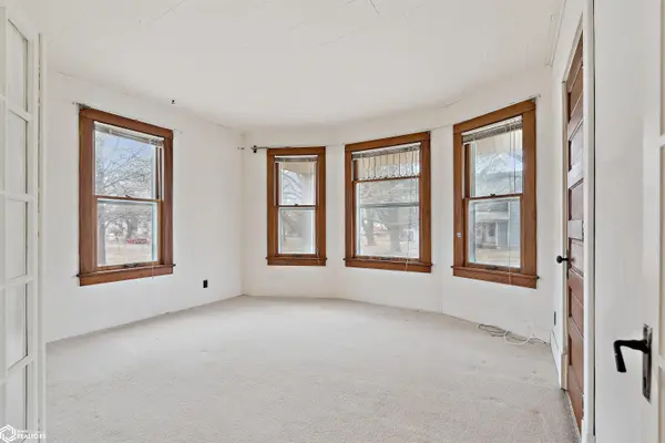 202 S Adams ST, Olds, IA 52647