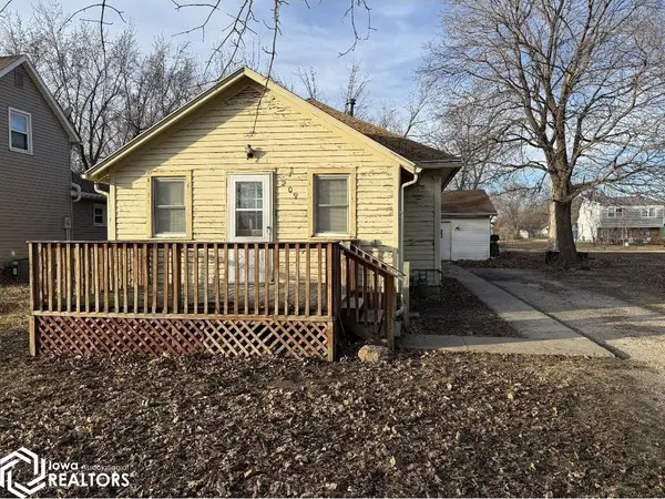 209 E Veterans RD, Laurens, IA 50554