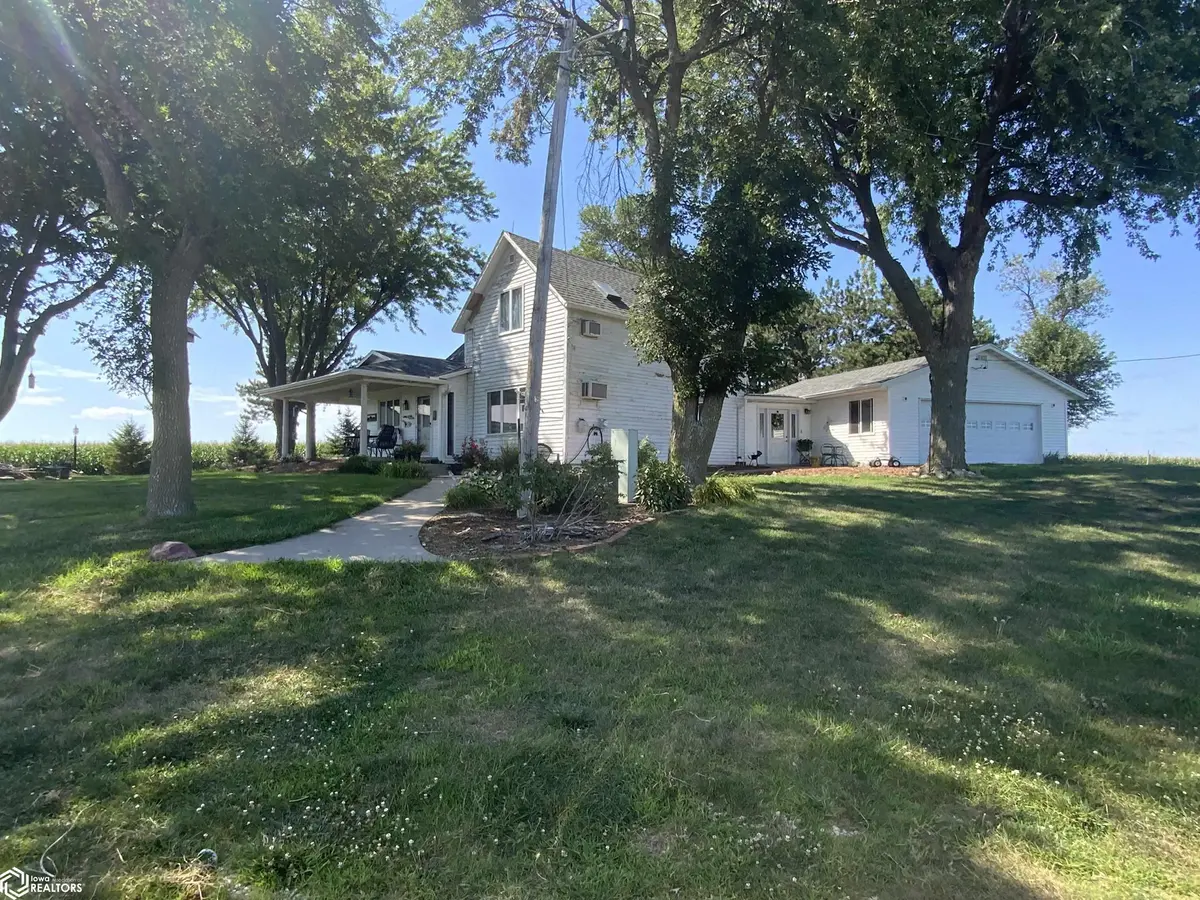 2580 F AVE, Deloit, IA 51441
