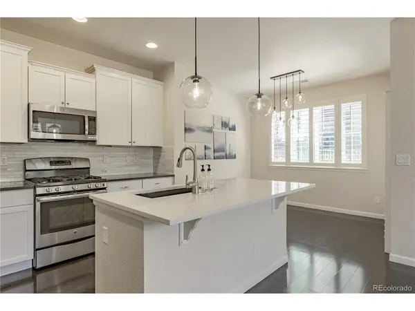 9068 E Phillips, Englewood, CO 80112