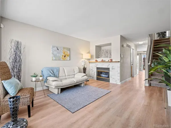 1954 Oakcrest, Castle Rock, CO 80104