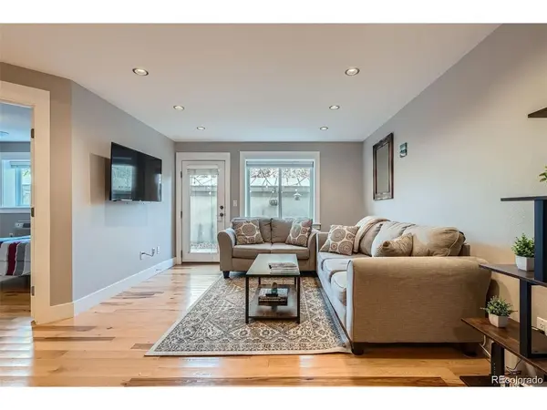 2460 W Caithness #104, Denver, CO 80211