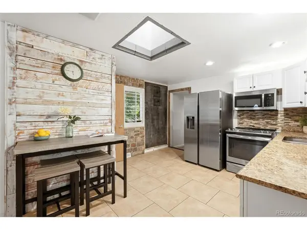 902 S Ironton, Aurora, CO 80012