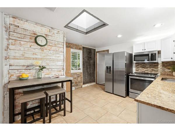 902 S Ironton, Aurora, CO 80012