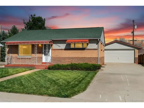 7220 Avrum, Denver, CO 80221