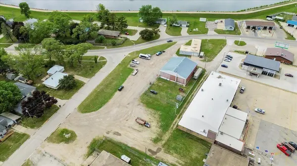 121 Brovan BLVD, Evansdale, IA 50707