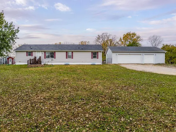 815 N 40th ST, Clear Lake, IA 50428