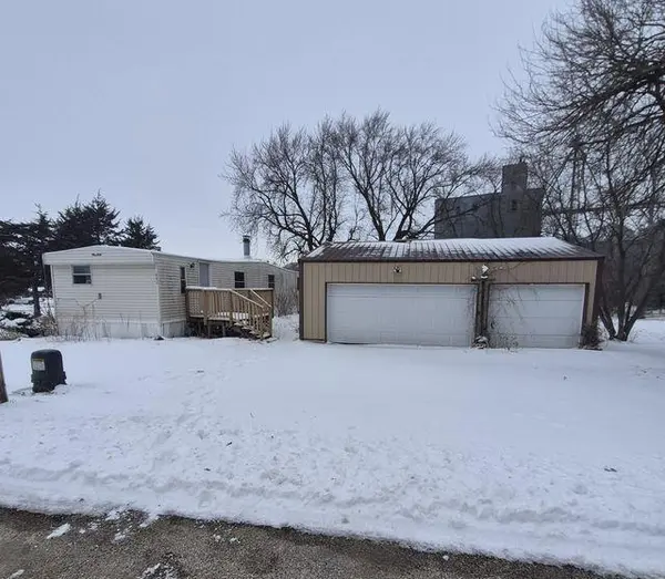 682 Fulton ST, Arlington, IA 50606