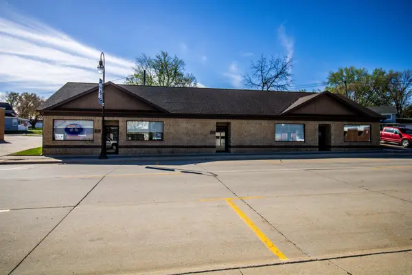 138 Eldora RD, Hudson, IA 50643