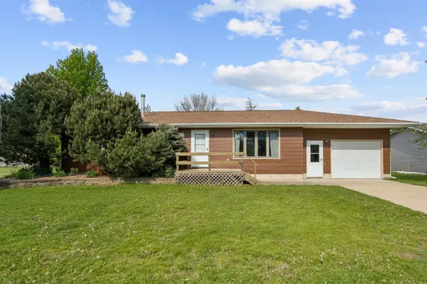 629 West ST, Plainfield, IA 50666