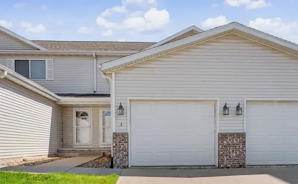 4828 Algonquin DR #3, Cedar Falls, IA 50613