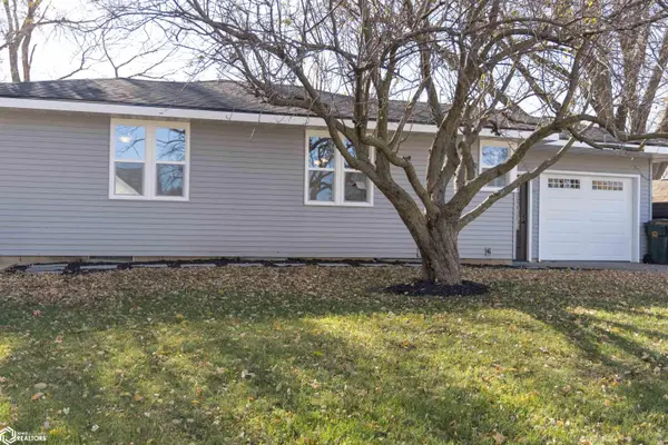 202 8th AVE, Sully, IA 50251