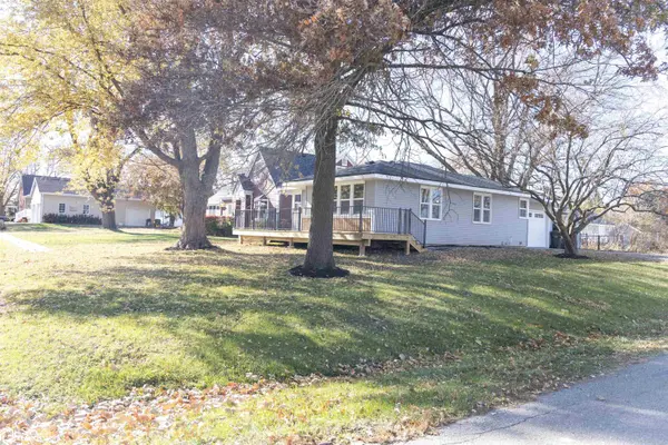 202 8th AVE, Sully, IA 50251