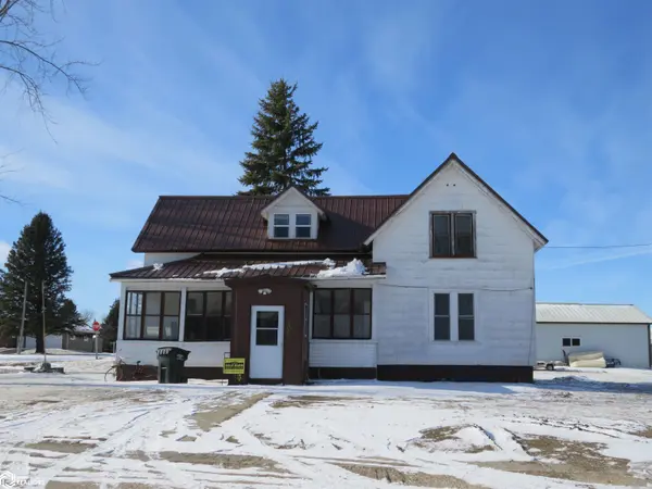 109 S 5th St., Mallard, IA 50562