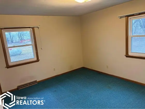 12709 Willow AVE, Clarksville, IA 50666