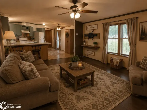 102 S L ST, Keswick, IA 50136