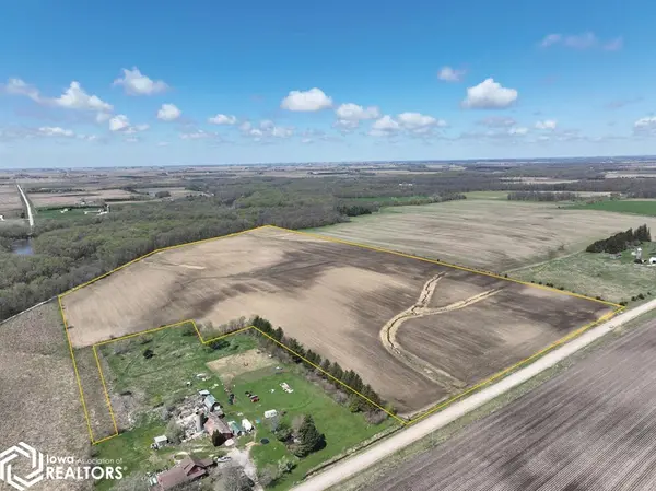 Stewart AVE, Coggon, IA 52218