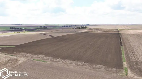 20699 W Ridge, Stout, IA 50665