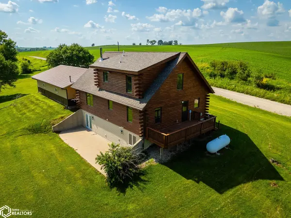 1802 220Th ST, State Center, IA 50247
