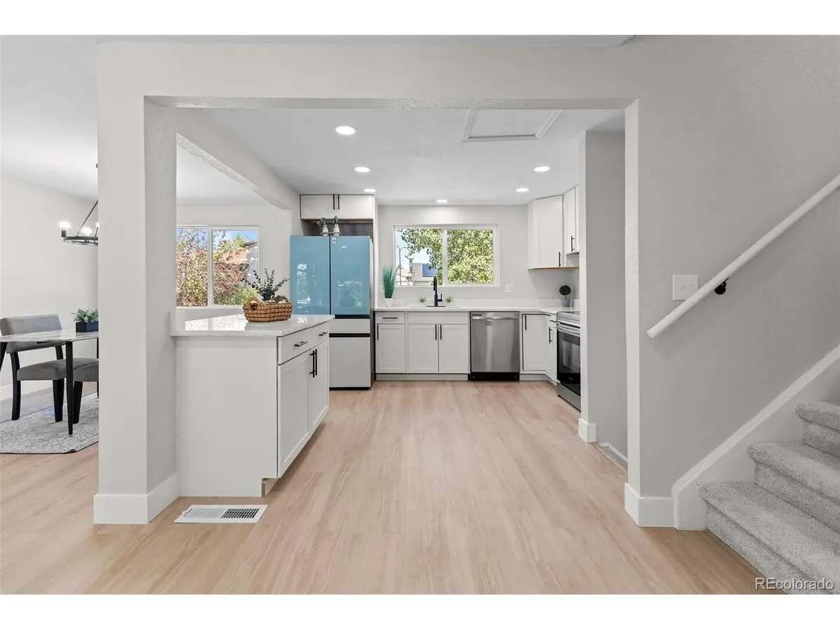 1077 S Joplin, Aurora, CO 80017