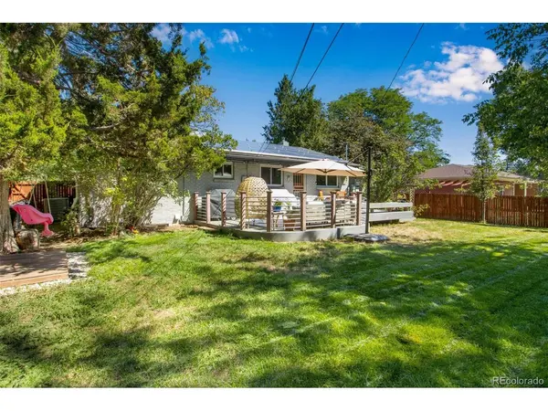 8070 W 25th, Denver, CO 80214