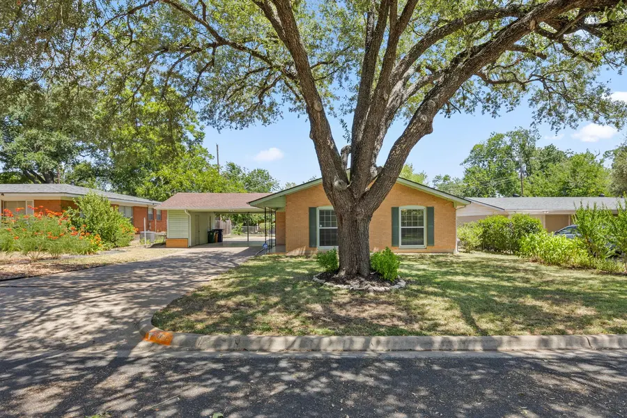 1702 Ridgemont DR, Austin, TX 78723