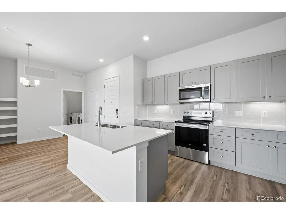 483 Interlocken #401, Broomfield, CO 80021