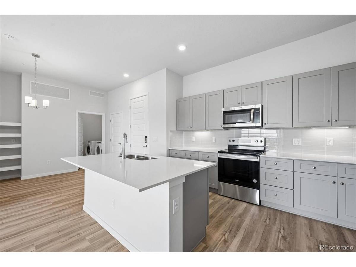 483 Interlocken #401, Broomfield, CO 80021