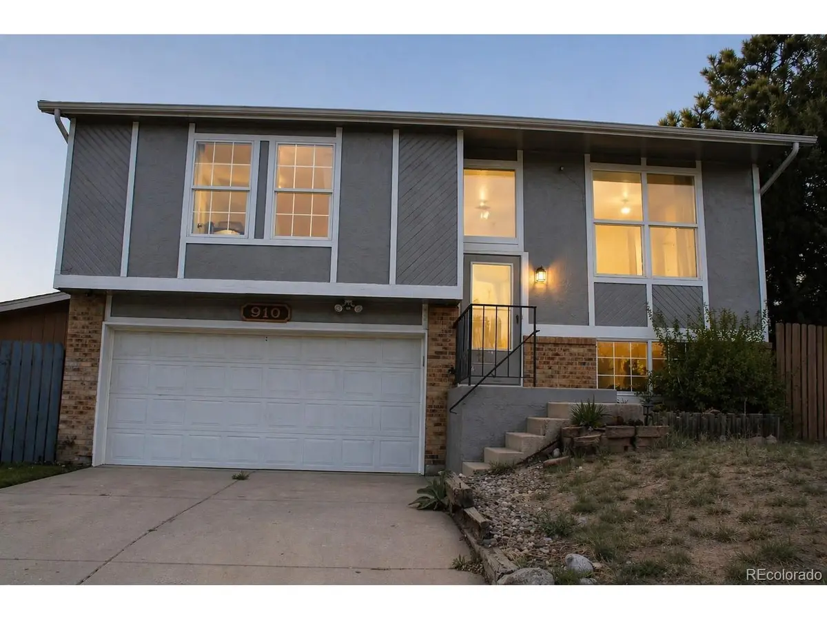 910 Nolte, Colorado Springs, CO 80916