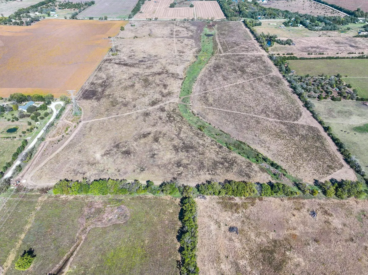 00000 SW Mulberry Road, Rose Hill, KS 67133