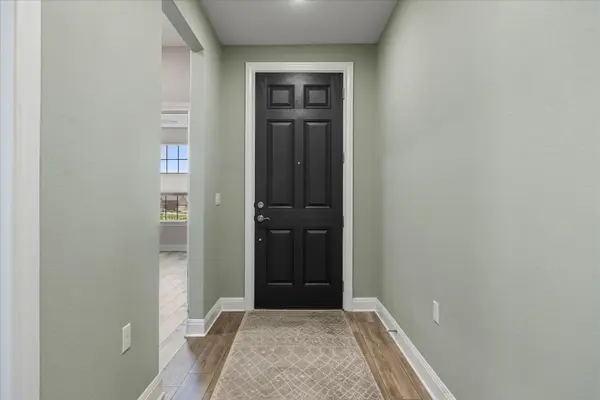 1002 Hanging Star LN, Georgetown, TX 78633