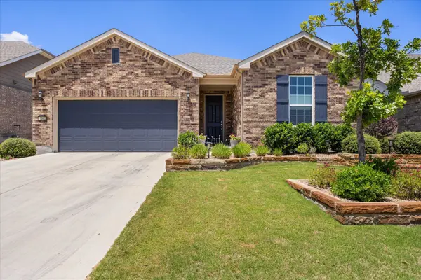 1002 Hanging Star LN, Georgetown, TX 78633