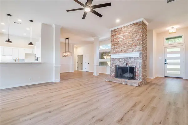 107 Copperleaf RD, Lakeway, TX 78734