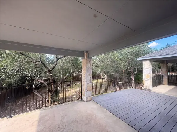 12 Birchwood CIR, Wimberley, TX 78676