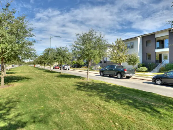 4213 Berkman DR, Austin, TX 78723
