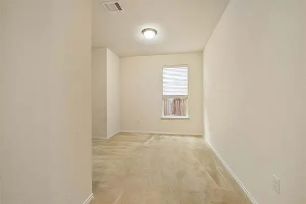 907 Solitude DR, Pflugerville, TX 78660