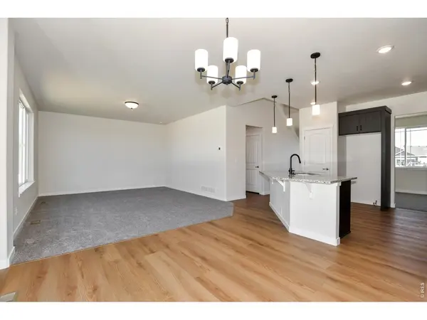 1039 Crown Sparrow, Johnstown, CO 80534