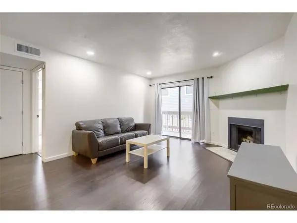 10273 E Peakview #D104, Englewood, CO 80111