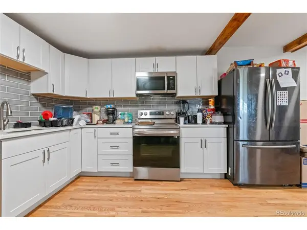 4992 Grove, Denver, CO 80221